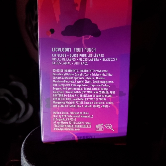 🖤❤NIB- Rich Red NYX Vinyl Lip Gloss ❤🖤 - Picture 6 of 13